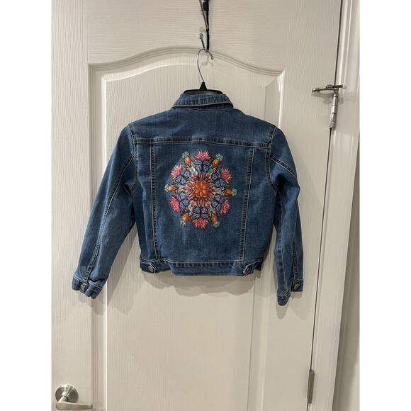 Disney Encanto Decorate Kids Denim Jacket Size M 7/8 - Picture 2 of 6